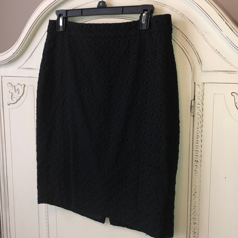 Ann Taylor Loft Black Lined Pencil Skirt - Picture 3 of 7